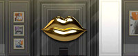 gold lips closed
